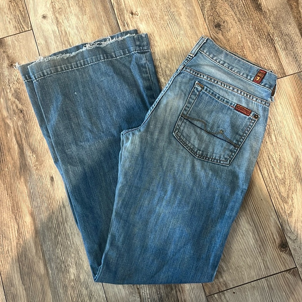 7 for all Mankind 
Size 28